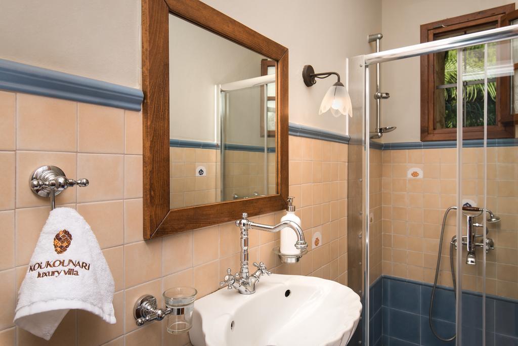 Vilă Koukounari Luxury